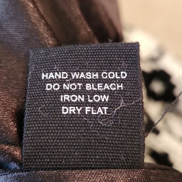 Iris Los Angeles Black White Geoprint Bomber Jacket     Size M - Picture 8 of 10